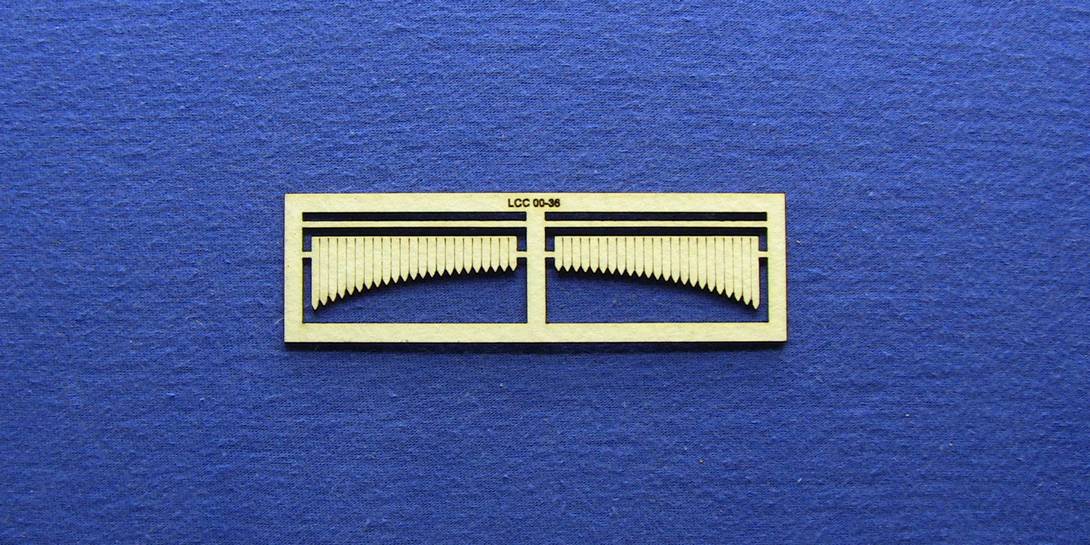 LCC 00-36 OO gauge curved valence kit Set of 2 curved valence. Fits with LCC 00-34 canopy panels and LCC 00-35 canopy support frame.
